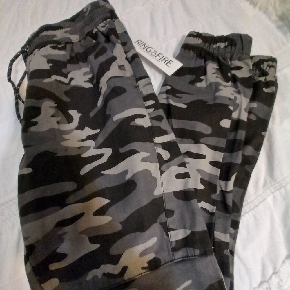 Ring of Fire Pants Boys S
